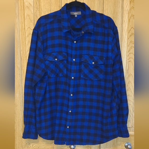 Men's Long Sleeves Flannel Shirt - Picture 1 of 6